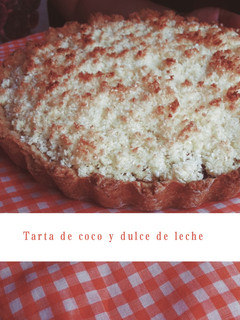 Una foto de Tarta de coco dulce de leche y nuez