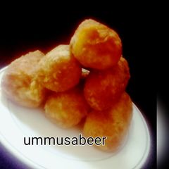 A picture of Fried plantain in egg.