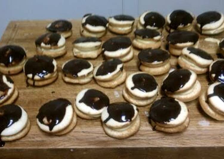 Easiest Way to Make Ultimate Boston Cream Whoopie Pies