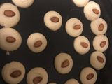 الغريبه