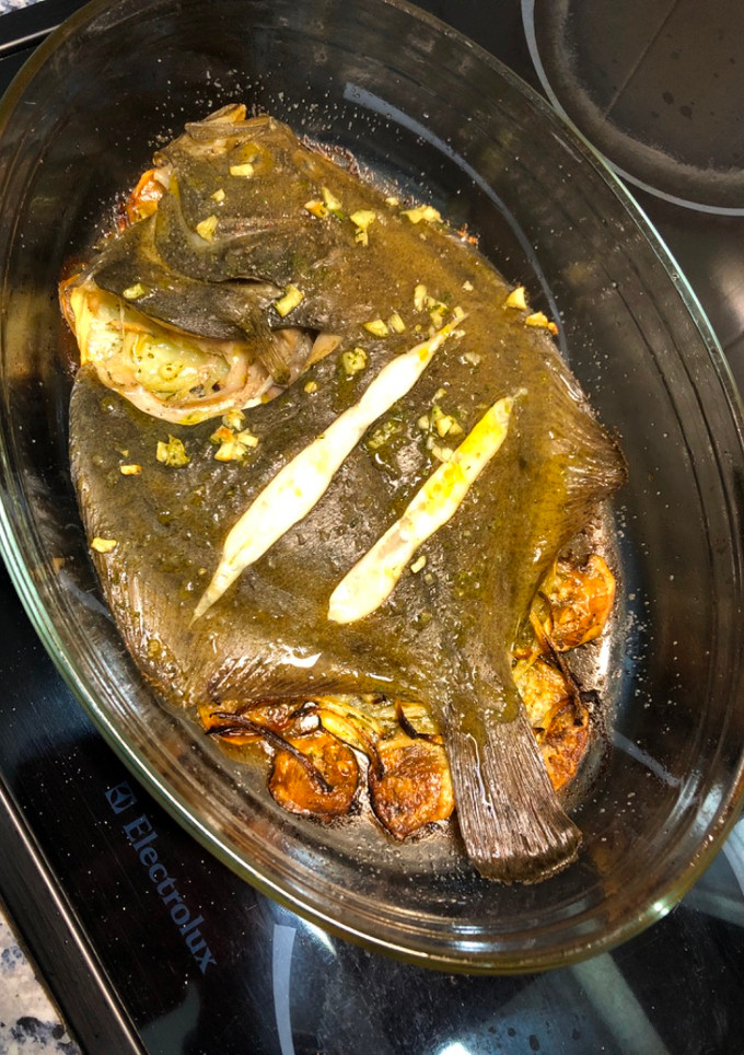 Una foto de Rodaballo al horno