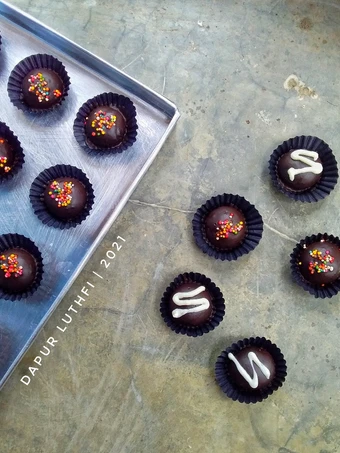 Langkah Mudah untuk Menyiapkan Resep Choco Ball Cookies yang Uenak Anti Ribet, Mantap Sekali