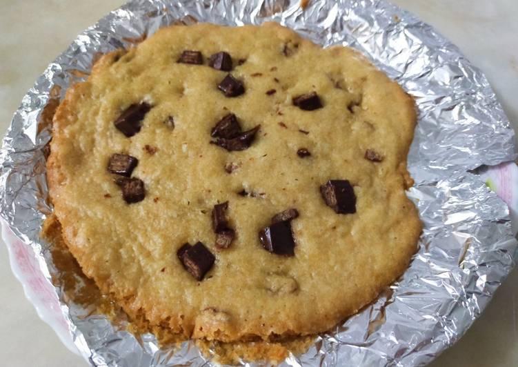 Steps to Make Favorite Giant KitKat chocolate chip cookie without oven