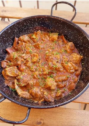 Una foto de Cazuela de costillas y rovellons