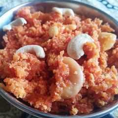 ગાજરનો હલવો (Gajar Halwa Recipe In Gujarati) રેસીપી મુખ્ય ફોટો