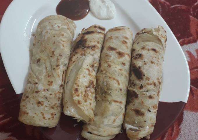 Porotta egg roll Recipe by Fasna Razal - Cookpad