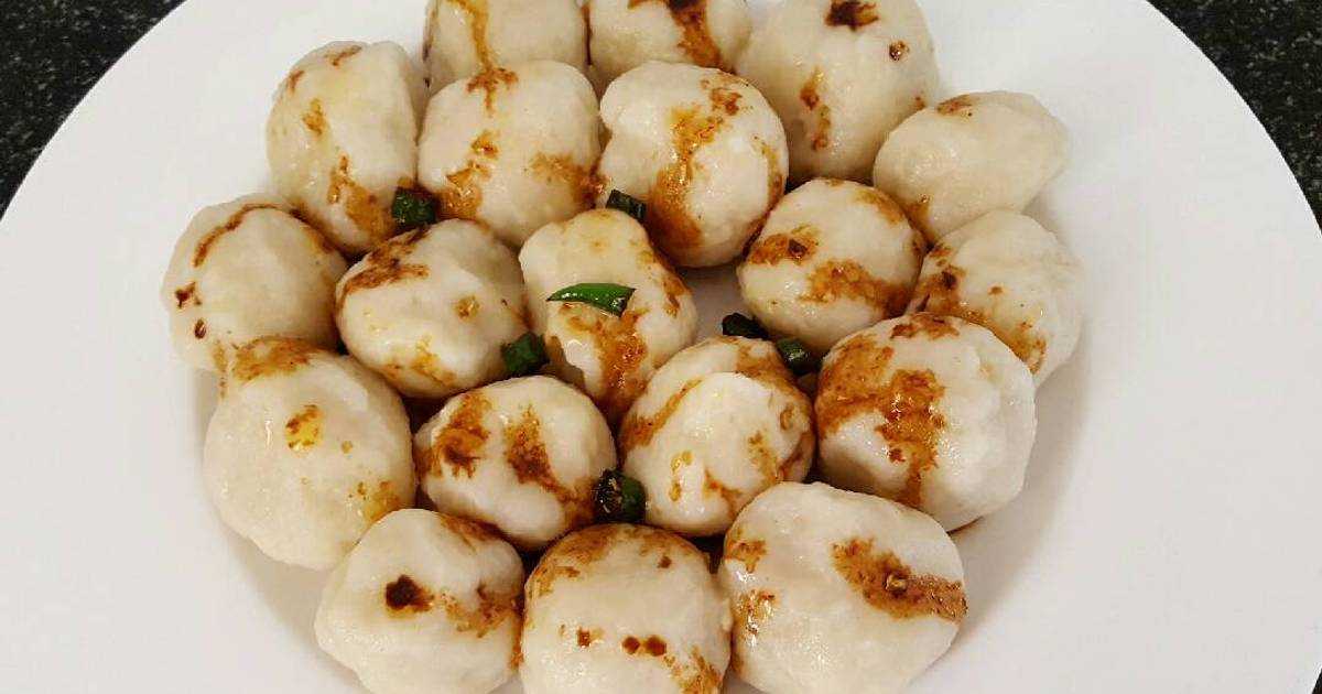 Chewy potato ball Recipe by Tizz - Cookpad