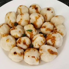 A picture of Chewy potato ball.