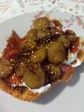 Tosta de uvas asadas con burrata y jamón ibérico (uvas, pan y queso saben a beso 🍇🥖💋)