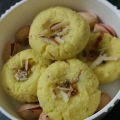 A picture of Sandesh.