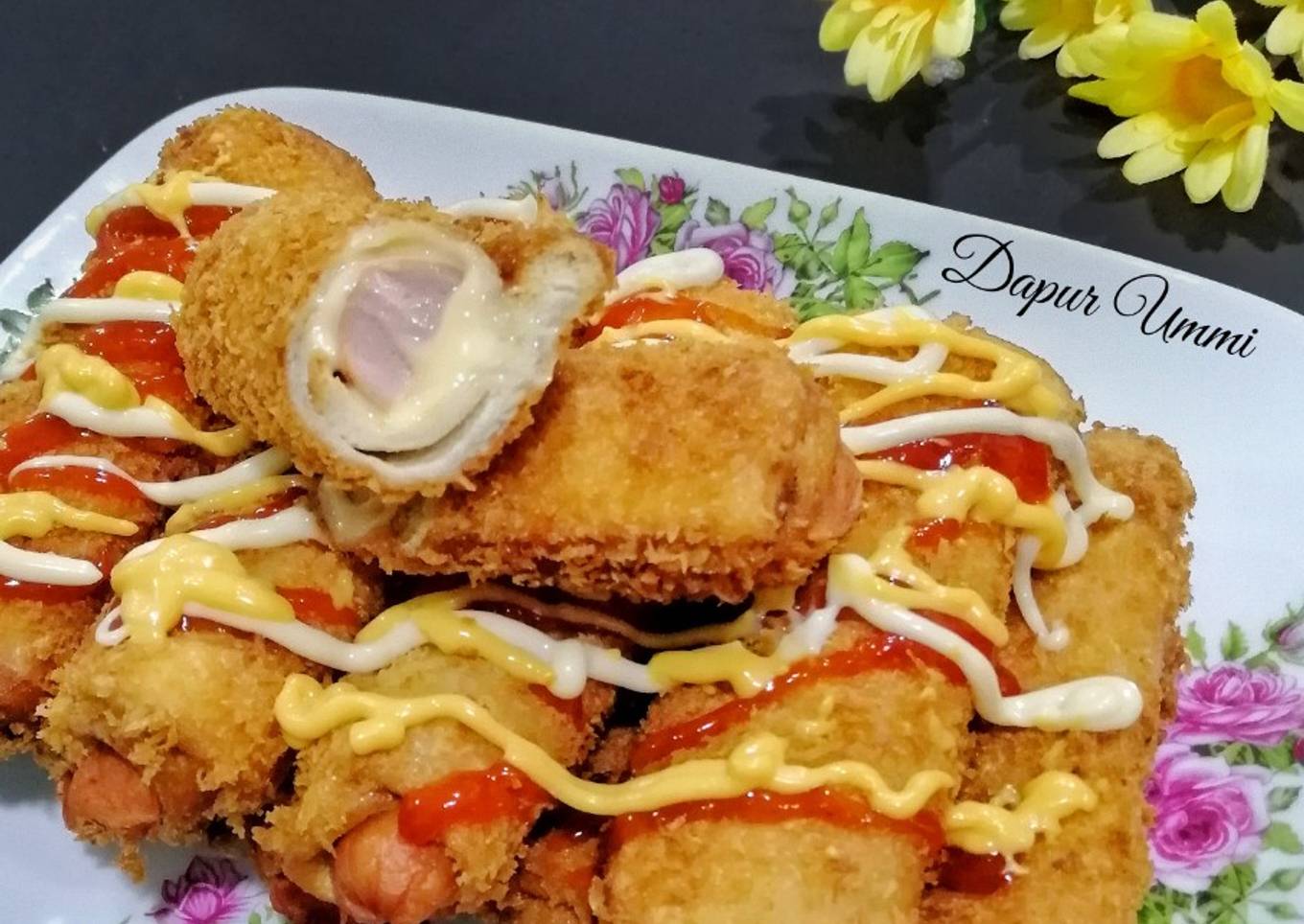 Gulung dengan saus keju