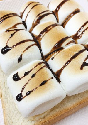 甜死人不償命之巧克力香蕉棉花糖厚片 的食譜成品照片