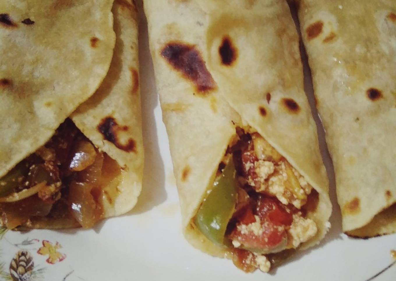Paneer Capsicum Rolls