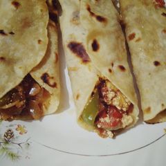 A picture of Paneer Capsicum Rolls.
