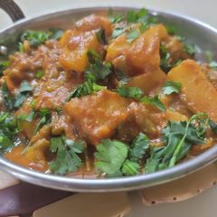 A picture of मोगरे की फली,आलू की सब्जी.