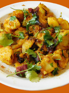 உருளை கிழங்கு ரோஸ்ட் (சுக்கா) செய்முறை முக்கிய புகைப்படம்