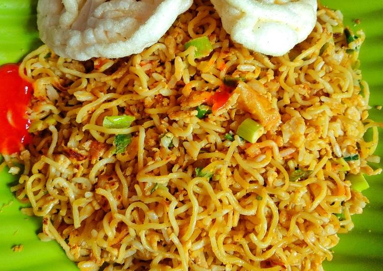 9Resep: Nasi Goreng Mie yang Nikmat