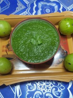 आंवला धनिया चटनी (Awla Dhaniya chutney recipe in Hindi) रेसिपी मुख्य फोटो