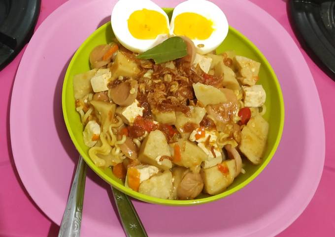 Resep Mie nyemek super pedas Resep Mie nyemek super pedas