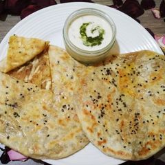 A picture of Aloo Paneer Kulcha.