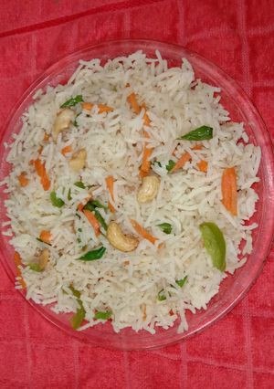 ফ্রাইড রাইস (Fried Rice Recipe in Bengali) রেসিপির প্রধান ছবি