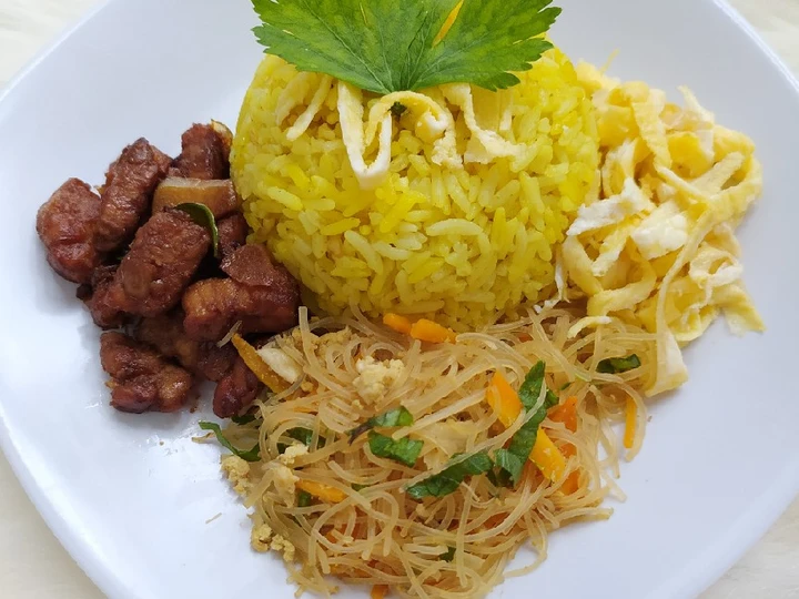 Cara Mudah Menyiapkan Resep  Nasi Kuning Mudah &amp;amp; Praktis yang Lezat Sekali, Menggugah Selera