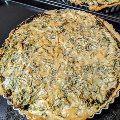 A picture of Kale, leek and potato tart (vegan).