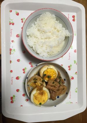 Hình của món Trứng kho hột gà.