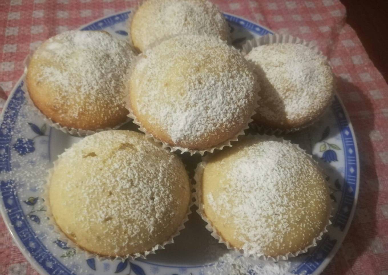 Banana cupcakes