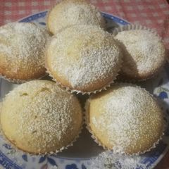 A picture of Banana cupcakes.