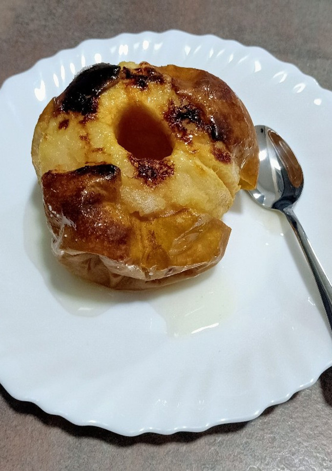 Una foto de Manzanas asadas a la miel de romero y limón