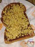 ขนมปังหน้าช็อกโกแลตโรยถั่ว (Chocolate Peanut Bread)