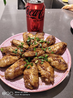 A picture of Cola Chicken Wings.