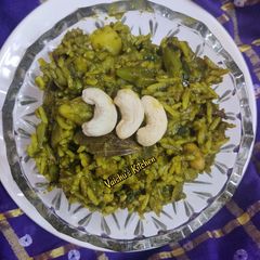 A picture of Hyderabadi Biryani.
