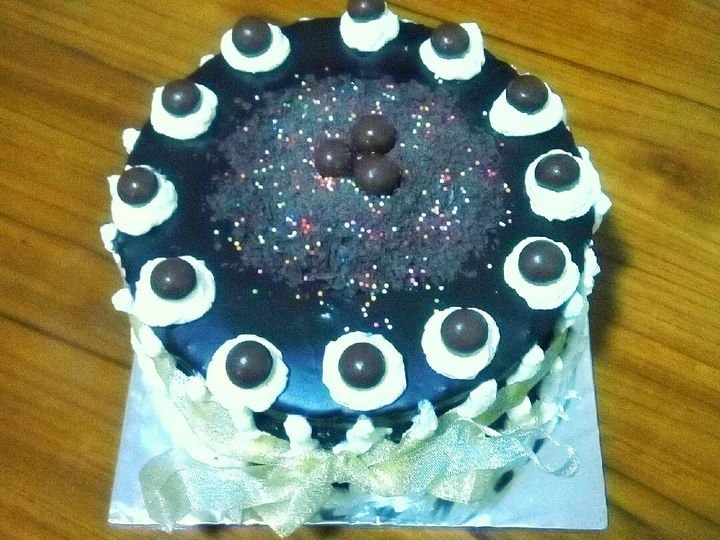 Langkah Mudah untuk Membuat Resep  #19 Chocolate Butter Cake for Birthday Cake yang Enak Banget, Enak