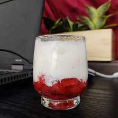 รูปของ Korean Strawberry Milk