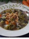 Sopa de verduras con frutos secos