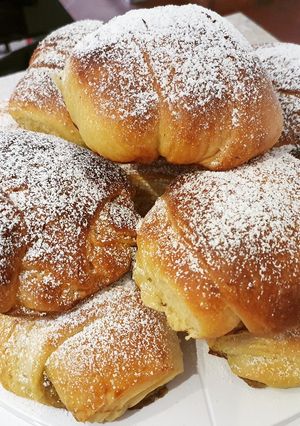 Foto di Brioches sfogliate con lievito madre