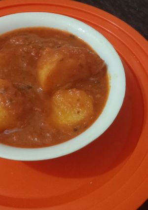 A picture of Dum Aloo.