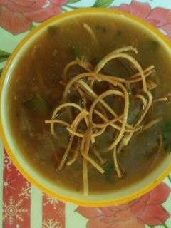 मन चाउ सूप (Manchow soup recipe in Hindi) रेसिपी मुख्य फोटो