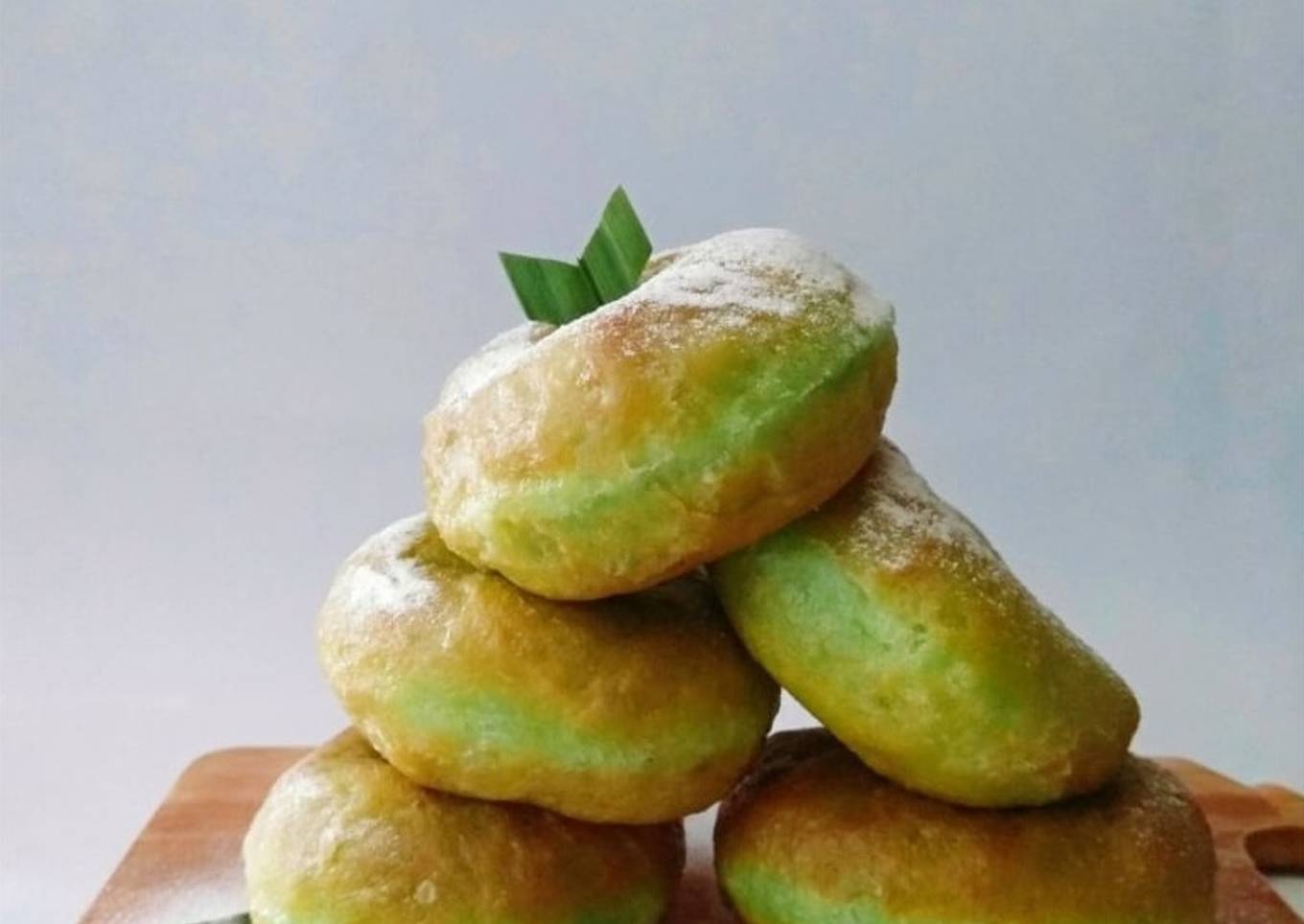 Donat Pandan Empuk Tanpa Ulen