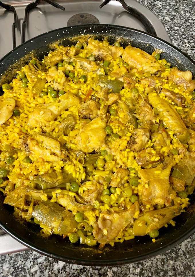 Una foto de Paella de carne fácil 🤪