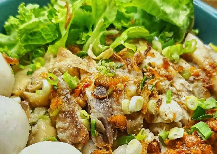 Bagaimana Menyiapkan Locupan Ayam Pek Cam Kee Jamur yang Sempurna