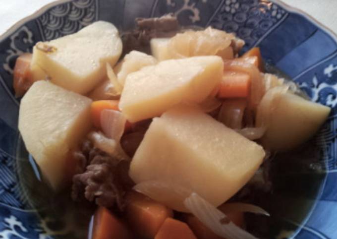 How to Prepare Award-winning Nikujaga  (Simmered meat and potatoes)