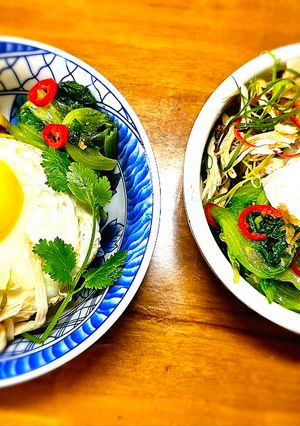 月見初心黃金鵝油蔥雞絲飯(創意料理) 的食譜成品照片