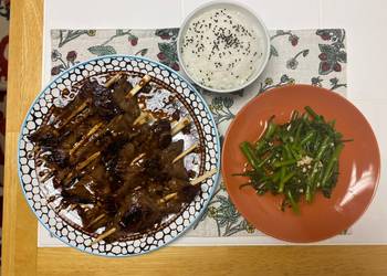 Easiest Way to Cook Tasty Garlic Ginger Beef and Broccolini