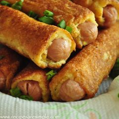 A picture of Cinnamon sausage rolls.