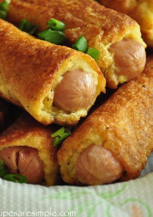 A picture of Cinnamon sausage rolls.