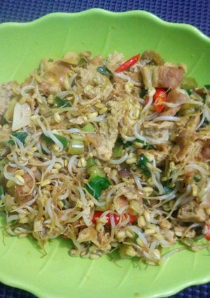 Foto resep Dadar telur cah toge