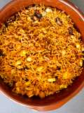 Fideuá de marisco con rape y calamares